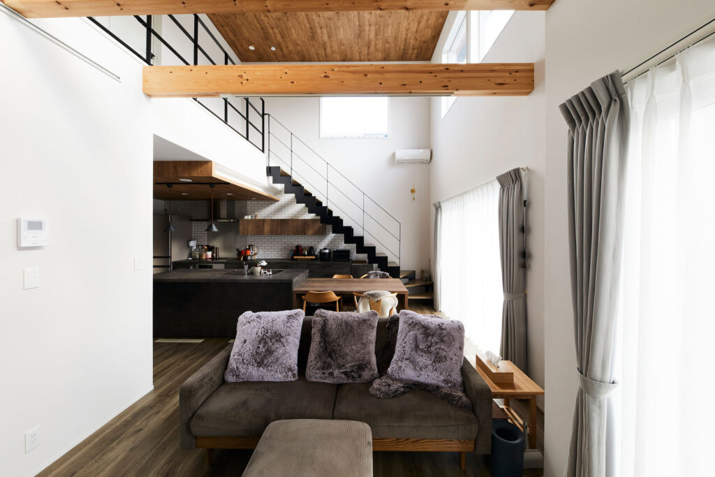 香芝市のおしゃれな注文住宅リビング