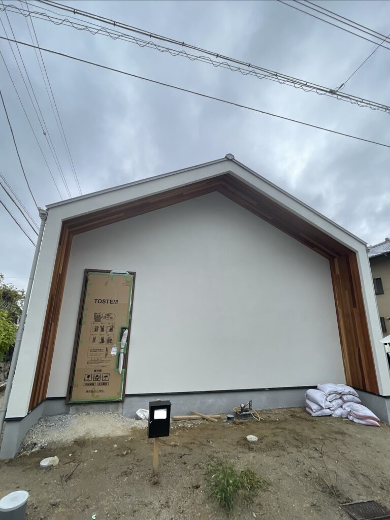 香芝市の注文住宅、おしゃれな平屋外観