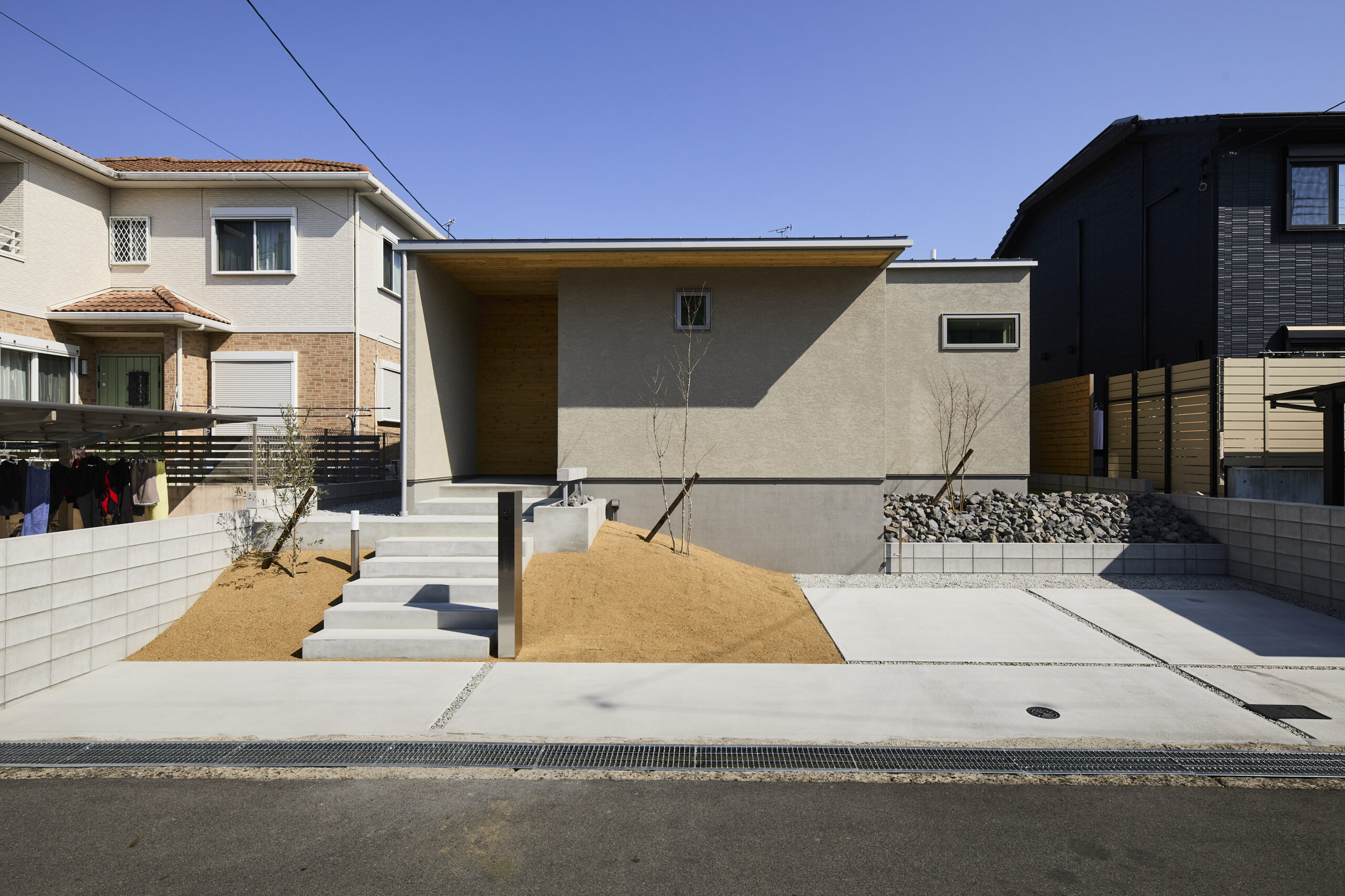 シンプルに、美しく佇む平家